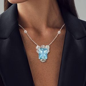 Aquamarine Pendent Necklace