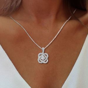 The Center Of Me Design Pendant Necklace