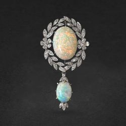 Vintage Milgrain Wreath Design Oval Cut Opal Brooch For Women