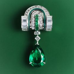 Vintage Pear Cut Emerald Sapphire Brooch For Women